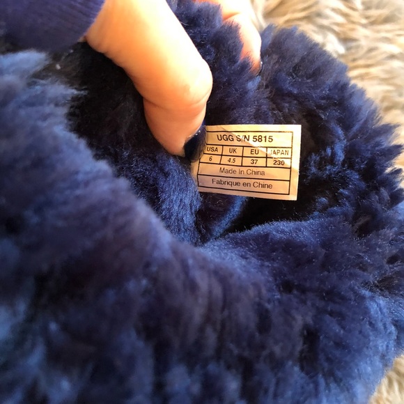 navy blue uggs on sale